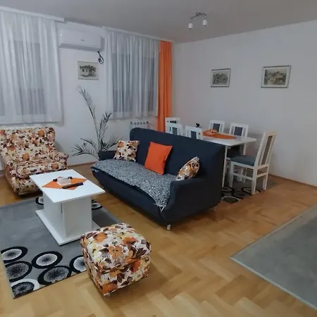 Maca Apartment